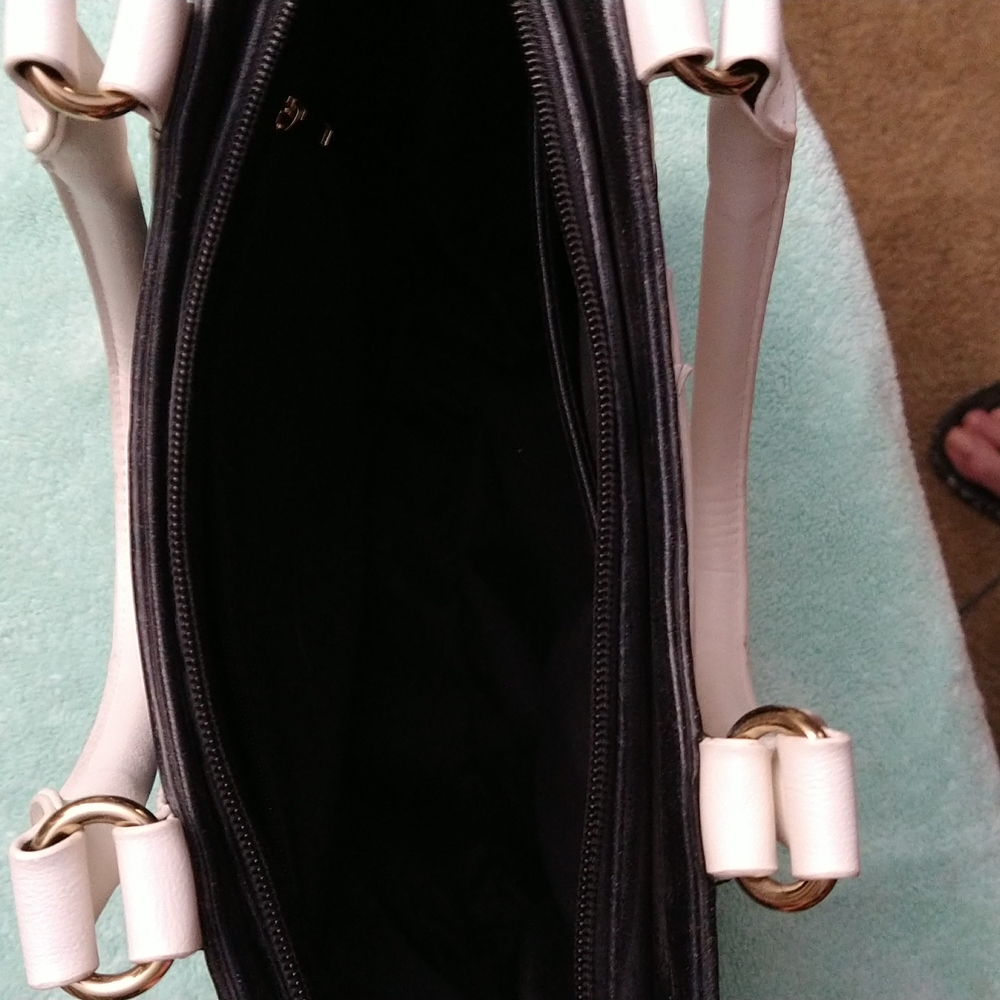 Ladies handbag - Picture 3 of 4